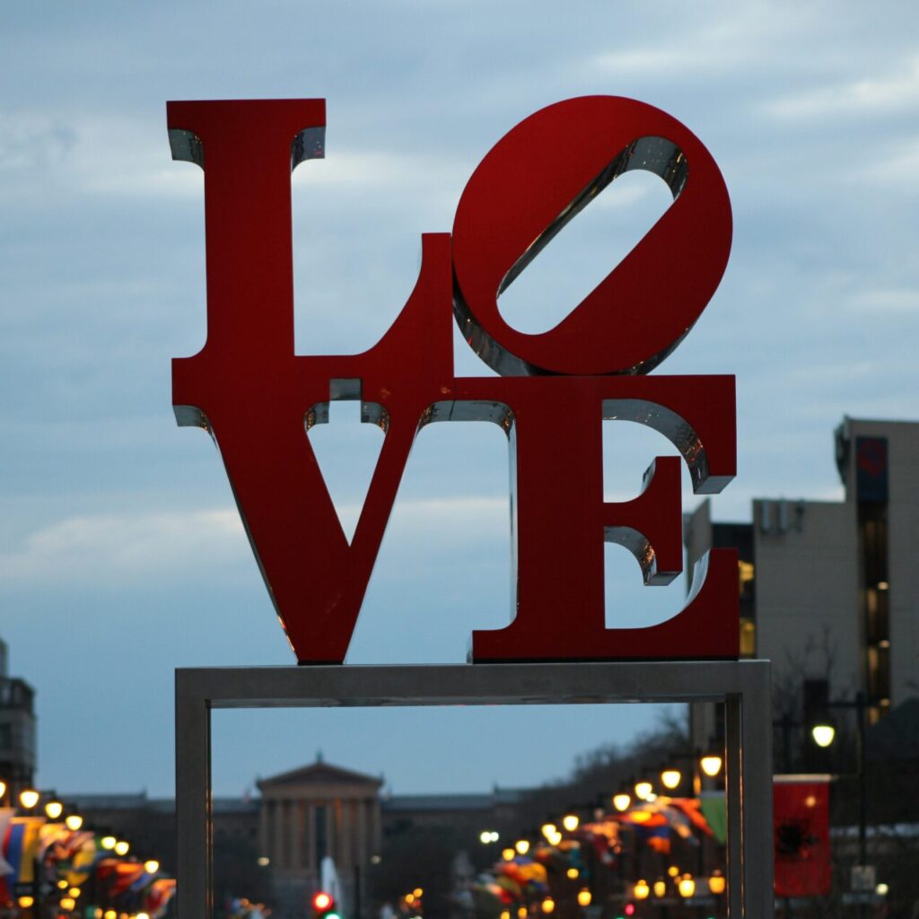 love sign in philadelphia symbolizing the cost of couples therapy in philadelphia